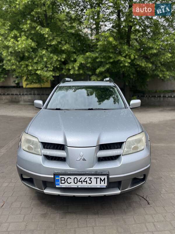 Mitsubishi Outlander 2006