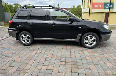 Внедорожник / Кроссовер Mitsubishi Outlander 2006 в 