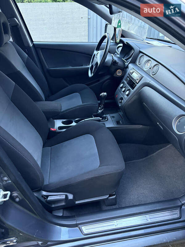 Позашляховик / Кросовер Mitsubishi Outlander 2006 в Кам’яні