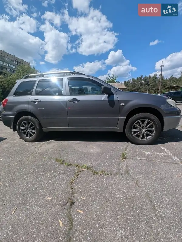 Mitsubishi Outlander 2009