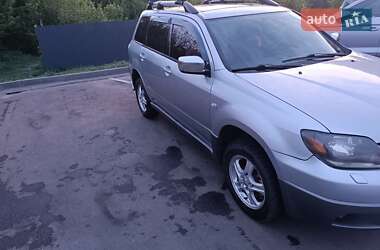 Внедорожник / Кроссовер Mitsubishi Outlander 2003 в 
