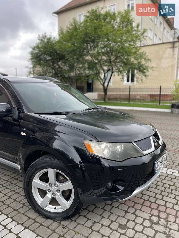 Внедорожник / Кроссовер Mitsubishi Outlander 2008 в Богородчанах