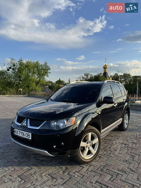 Mitsubishi Outlander 2008