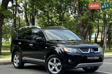 Внедорожник / Кроссовер Mitsubishi Outlander 2008 в Николаеве