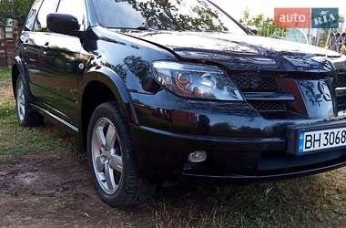 Позашляховик / Кросовер Mitsubishi Outlander 2003 в 