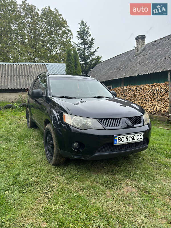 Mitsubishi Outlander 2008