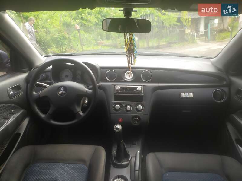 Внедорожник / Кроссовер Mitsubishi Outlander 2008 в Львове