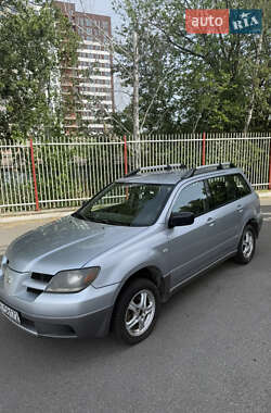 Позашляховик / Кросовер Mitsubishi Outlander 2006 в Дніпрі