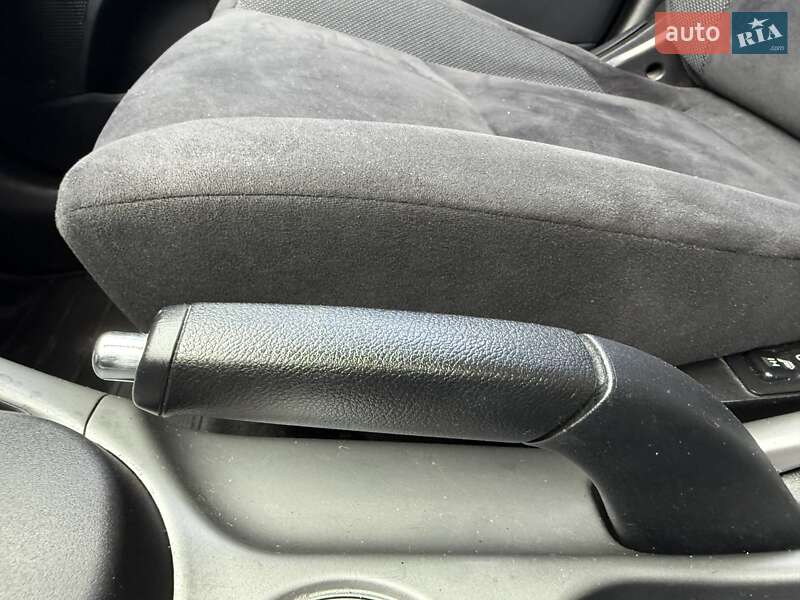 Внедорожник / Кроссовер Mitsubishi Outlander 2007 в Ровно