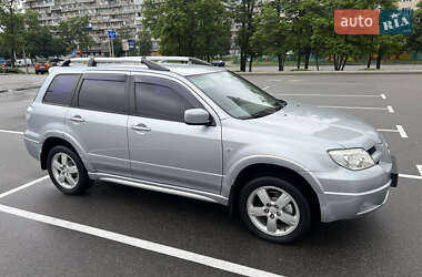 Внедорожник / Кроссовер Mitsubishi Outlander 2008 в 