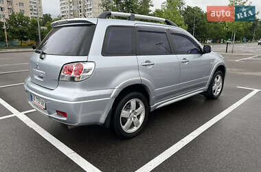Внедорожник / Кроссовер Mitsubishi Outlander 2008 в 