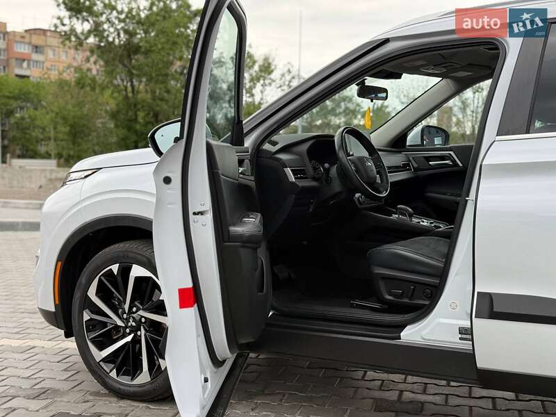 Внедорожник / Кроссовер Mitsubishi Outlander 2022 в Кривом Роге
