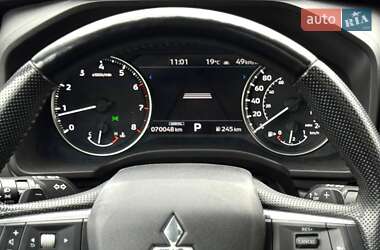 Позашляховик / Кросовер Mitsubishi Outlander 2022 в 