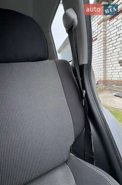 Внедорожник / Кроссовер Mitsubishi Outlander 2008 в 