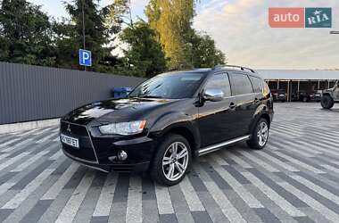 Внедорожник / Кроссовер Mitsubishi Outlander 2012 в Ужгороде