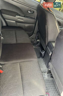 Внедорожник / Кроссовер Mitsubishi Outlander 2020 в 