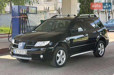 Позашляховик / Кросовер Mitsubishi Outlander 2006 в 