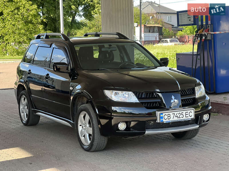 Позашляховик / Кросовер Mitsubishi Outlander 2006 в 