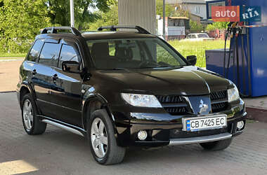Позашляховик / Кросовер Mitsubishi Outlander 2006 в 
