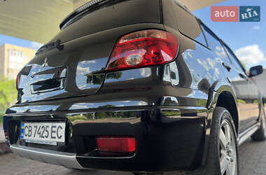 Позашляховик / Кросовер Mitsubishi Outlander 2006 в 