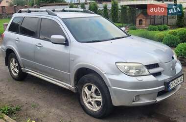 Позашляховик / Кросовер Mitsubishi Outlander 2006 в Мошнах