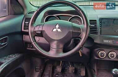 Внедорожник / Кроссовер Mitsubishi Outlander 2007 в 