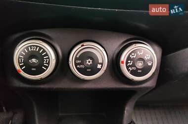 Внедорожник / Кроссовер Mitsubishi Outlander 2007 в 