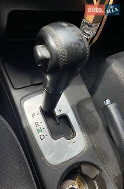 Внедорожник / Кроссовер Mitsubishi Outlander 2006 в 