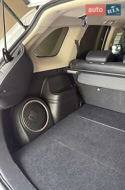 Внедорожник / Кроссовер Mitsubishi Outlander 2014 в 