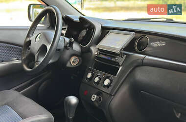 Внедорожник / Кроссовер Mitsubishi Outlander 2008 в 