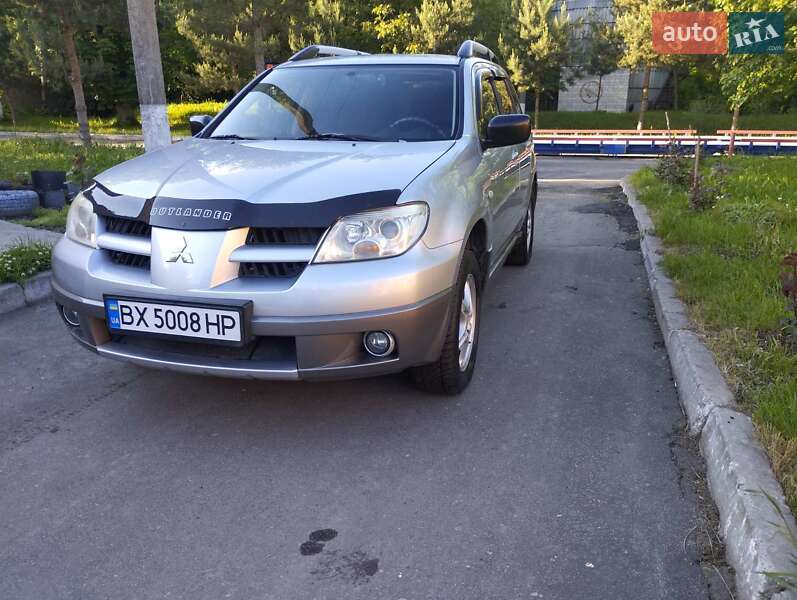 Внедорожник / Кроссовер Mitsubishi Outlander 2008 в Хмельницком