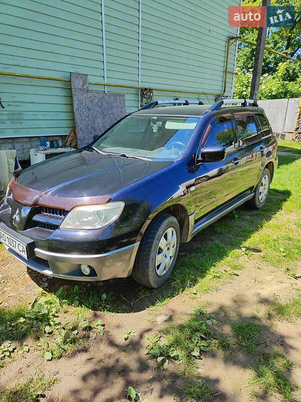 Внедорожник / Кроссовер Mitsubishi Outlander 2008 в 