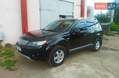 Внедорожник / Кроссовер Mitsubishi Outlander 2007 в Раздельной