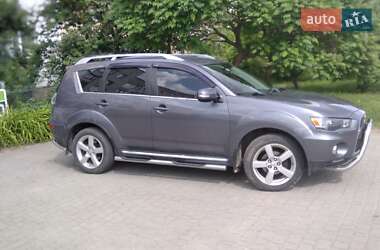 Позашляховик / Кросовер Mitsubishi Outlander 2010 в 