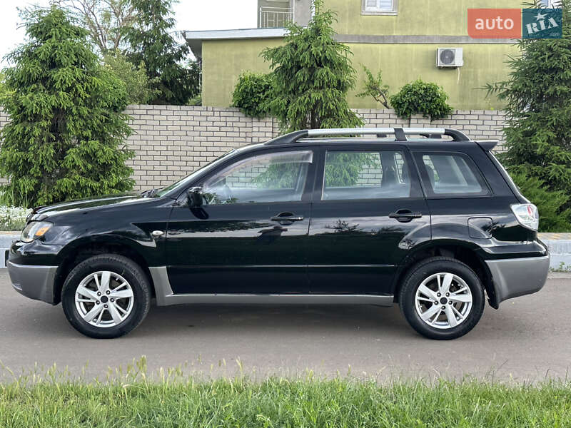 Внедорожник / Кроссовер Mitsubishi Outlander 2004 в Одессе