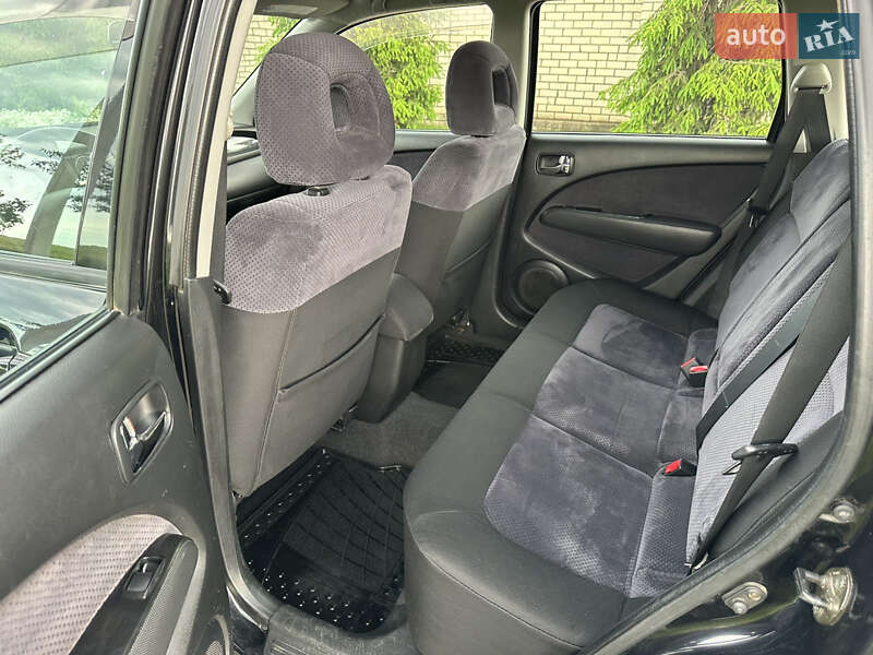 Внедорожник / Кроссовер Mitsubishi Outlander 2004 в Одессе