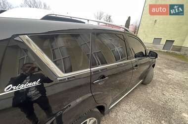 Внедорожник / Кроссовер Mitsubishi Outlander 2010 в 