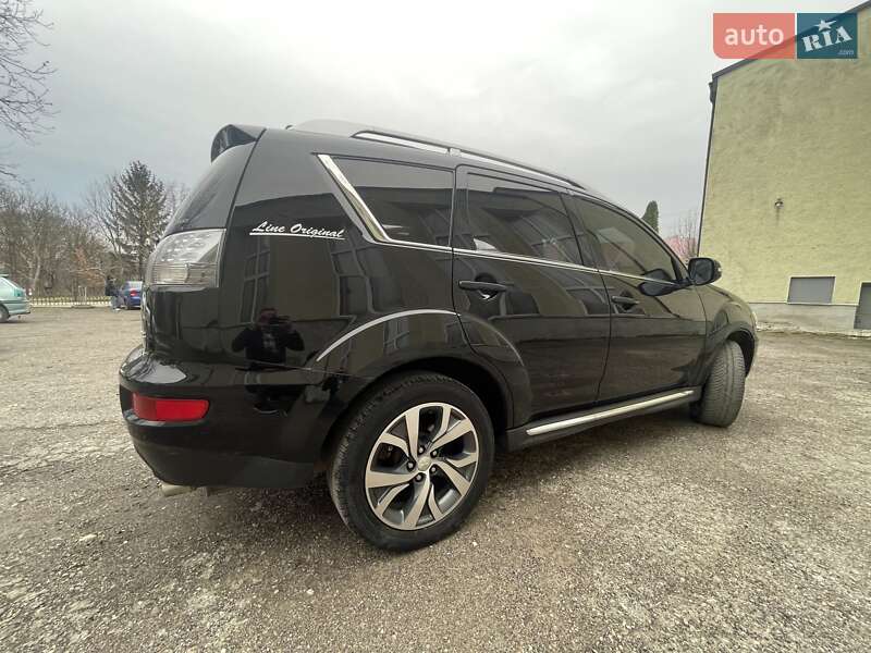 Внедорожник / Кроссовер Mitsubishi Outlander 2010 в Ивано-Франковске