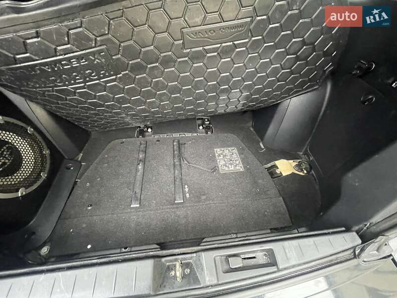 Внедорожник / Кроссовер Mitsubishi Outlander 2010 в Ивано-Франковске