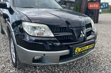 Внедорожник / Кроссовер Mitsubishi Outlander 2006 в 