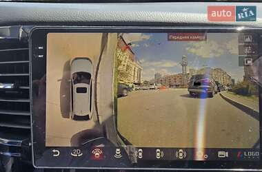 Позашляховик / Кросовер Mitsubishi Outlander 2014 в 