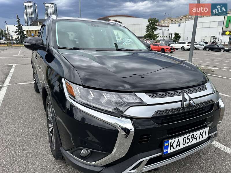 Mitsubishi Outlander 2018
