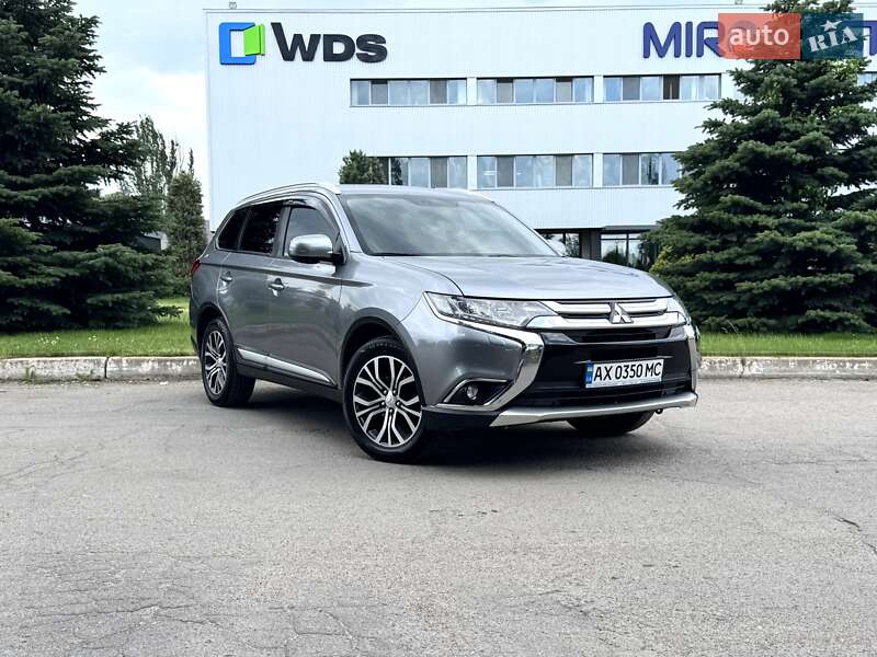 Позашляховик / Кросовер Mitsubishi Outlander 2017 в Дніпрі