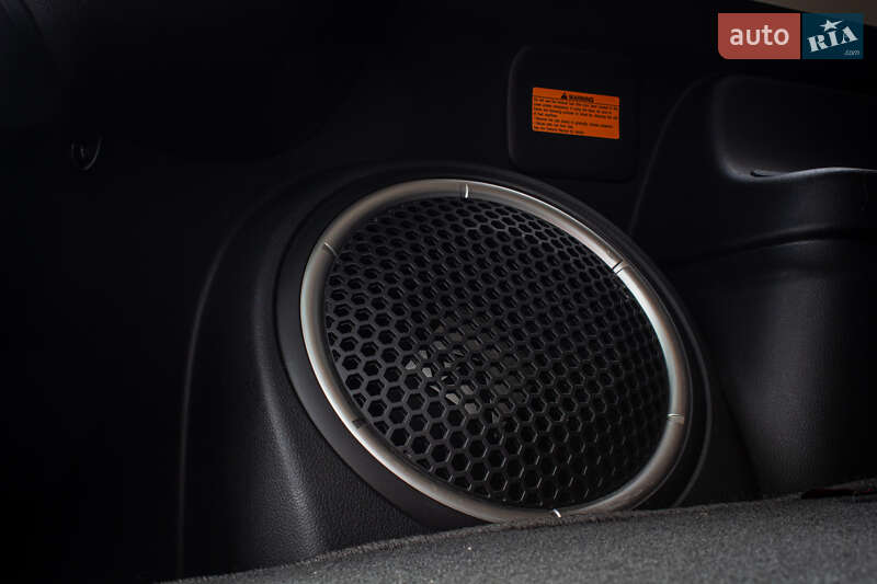 Внедорожник / Кроссовер Mitsubishi Outlander 2017 в Львове