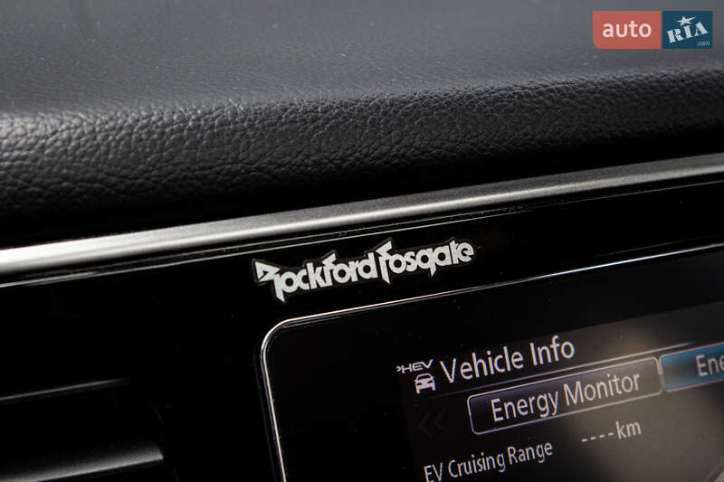 Внедорожник / Кроссовер Mitsubishi Outlander 2017 в Львове