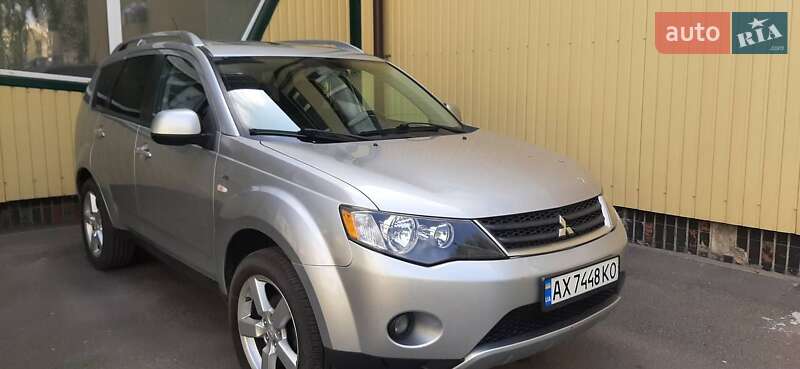 Внедорожник / Кроссовер Mitsubishi Outlander 2008 в Харькове