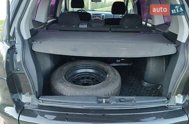 Внедорожник / Кроссовер Mitsubishi Outlander 2011 в 