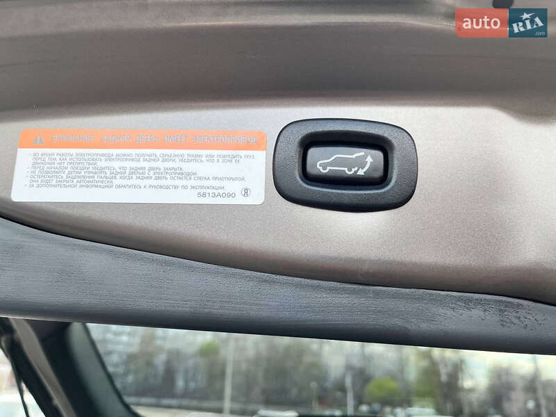 Позашляховик / Кросовер Mitsubishi Outlander 2020 в Черкасах