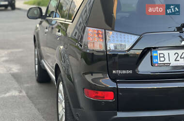 Внедорожник / Кроссовер Mitsubishi Outlander 2007 в 
