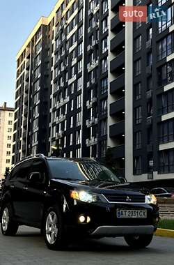 Позашляховик / Кросовер Mitsubishi Outlander 2008 в Івано-Франківську